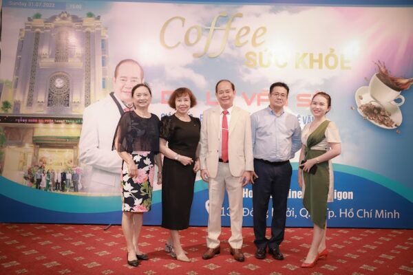 Tham dự chương trình Coffee sức khỏe Thẩm mỹ viện Bác sĩ Lê Văn Sẽ