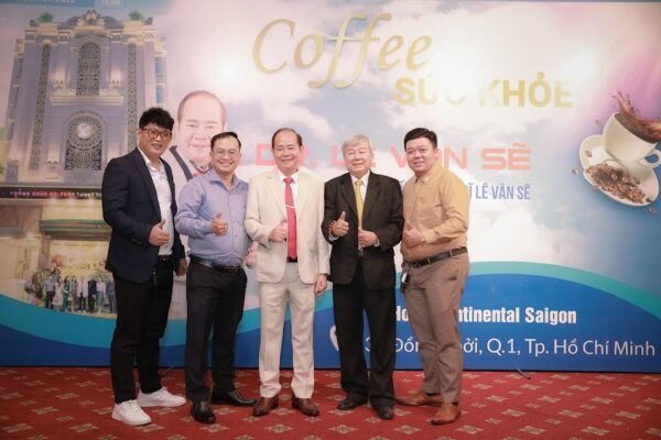 Tham dự chương trình Coffee sức khỏe Thẩm mỹ viện Bác sĩ Lê Văn Sẽ